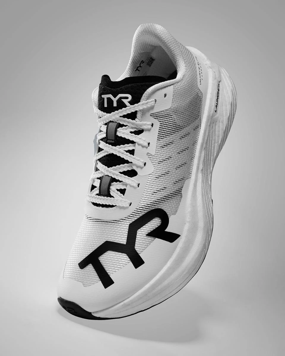 Women's Valkyrie Elite Carbon Runner - Image 8